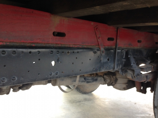 ISUZU NPR หัวน้ำเงิน ปี 2548 เครื่องยูโรทู 130 แรงเทอร์โบ พวงมาลัยเพาเวอร์  ยาว 4.30 เมตร