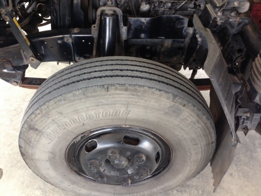 ISUZU NPR หัวน้ำเงิน ปี 2548 เครื่องยูโรทู 130 แรงเทอร์โบ พวงมาลัยเพาเวอร์  ยาว 4.30 เมตร