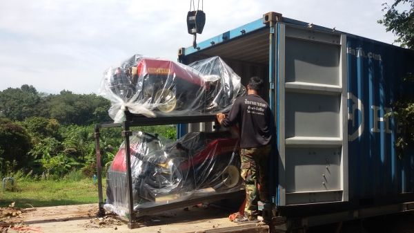 รถตัดหญ้านั่งขับ นำเข้าจากญี่ปุ่น (รถใหม่ครับ)