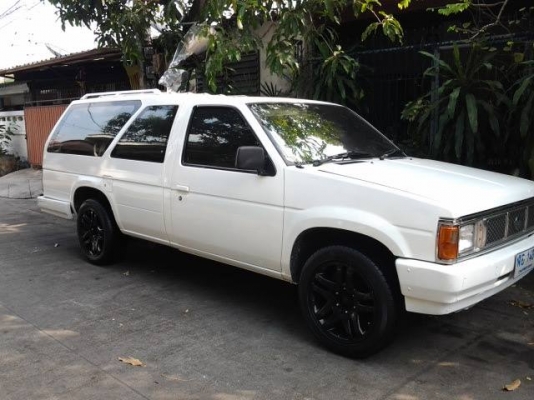 Nissan BigM เครื่อง 2500cc. ฝาแดง