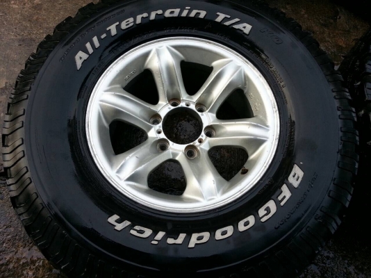 ขายล้อเล็บเหยี่ยว พร้อมยาง BF