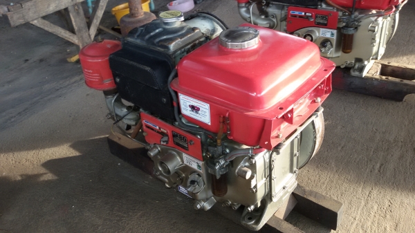 ขายเคี่อง อีที80   สภาพพร้อมใช้งานราคาเป็นกันเอง