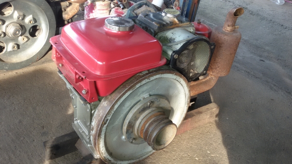 ขายเคี่อง อีที80   สภาพพร้อมใช้งานราคาเป็นกันเอง