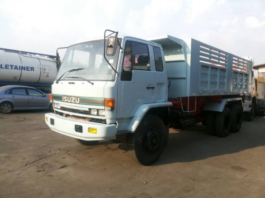 ขายรถ10ล้อดั๊มเครื่อง210แรง สภาพดีพร้อมใช้งาน