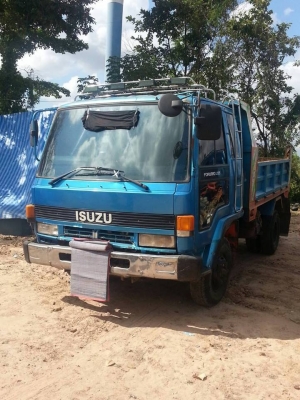 ***ขายแล้วครับขอบคุณ Truck2hand ขาย6ล้อดั้มดิน5คิว ISUZU ROCKY FRR13LA 195HP เครื่อง6HE1-195แรง แห้งดีแน่น แรงดีไม่เยิ้ม เกียร์ดีไม่หลุด ช่วงล่างFหน้า-หลัง คัสซีสวย ไม่ปะไม่ดาม กระบะดั้มเหล็ก5ตัน3.60ม.ยิงหน้าสภาพดี พื้นดีข้างยังสวย ไม่ผุไม่โก่ง หัวเก๋งสวย