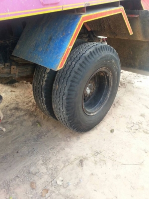 ***ขายแล้วครับขอบคุณ Truck2hand ขาย6ล้อดั้มดิน5คิว ISUZU ROCKY FRR13LA 195HP เครื่อง6HE1-195แรง แห้งดีแน่น แรงดีไม่เยิ้ม เกียร์ดีไม่หลุด ช่วงล่างFหน้า-หลัง คัสซีสวย ไม่ปะไม่ดาม กระบะดั้มเหล็ก5ตัน3.60ม.ยิงหน้าสภาพดี พื้นดีข้างยังสวย ไม่ผุไม่โก่ง หัวเก๋งสวย