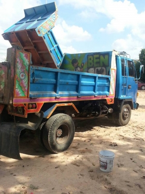 ***ขายแล้วครับขอบคุณ Truck2hand ขาย6ล้อดั้มดิน5คิว ISUZU ROCKY FRR13LA 195HP เครื่อง6HE1-195แรง แห้งดีแน่น แรงดีไม่เยิ้ม เกียร์ดีไม่หลุด ช่วงล่างFหน้า-หลัง คัสซีสวย ไม่ปะไม่ดาม กระบะดั้มเหล็ก5ตัน3.60ม.ยิงหน้าสภาพดี พื้นดีข้างยังสวย ไม่ผุไม่โก่ง หัวเก๋งสวย