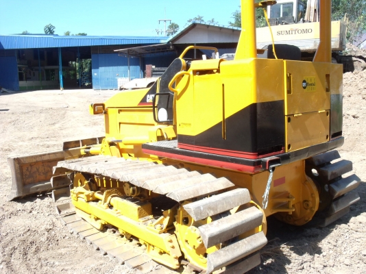 แทรคเตอร์ cat d2cx