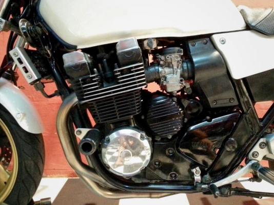 T&amp;T BIKE RAMA2 ขายด่วนเพียง 64900 ฿YAMAHA XJR 400 ปี2003 โฉม นกแก้วแท้ อินวอย + สรรพสามิตแท้ พรบ.