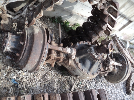 เพลาท้ายZMน้อต8ขายถูก