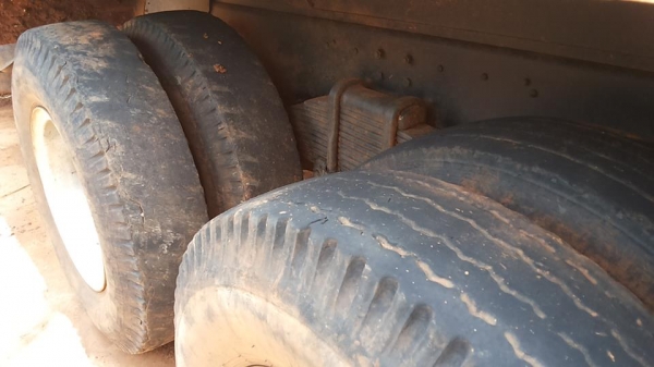 **1,300,000 บ.ต่อรอง**ขาย10ล้อ2เพลาดั้ม HINO FM3M-240HP FM3MNKD M10C-240แรงปี45 เครื่องเดิมเกียร์เดิม แน่น แห้ง แรงดี ไม่เยิ้ม เกียร์ดีไม่หลุดไม่หอน ช่วงล่างเดิม สโลวเดิม คัสซีดี ไม่ปะไม่ดาม กระบะดั้มเนียมสภาพดี พื้นดีข้างดีไม่ผุ ไม่โก่ง หัวเก๋งเดิม ภายใน **1,300,000 บ.ต่อรอง**ขาย10ล้อ2เพลาดั้ม HINO FM3M-240HP FM3MNKD M10C-240แรงปี45 เครื่องเดิมเกียร์เดิม แน่น แห้ง แรงดี ไม่เยิ้ม เกียร์ดีไม่หลุดไม่หอน ช่วงล่างเดิม สโลวเดิม คัสซีดี ไม่ปะไม่ดาม กระบะดั้มเนียมสภาพดี พื้นดีข้างดีไม่ผุ ไม่โก่ง หัวเก๋งเดิม ภายใน