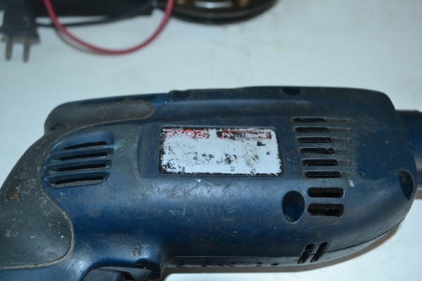 สว่านกระแทก Ryobi