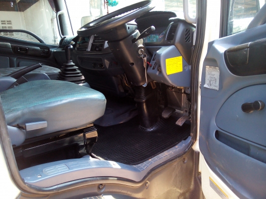 6 ล้อกลาง *Euro.3* HINO *ซีรีย์500* FC9J 175 แรงม้า *คอมมอนเรว* ยาว 6.50 ม. * รถสวยเดิม+สวยจริง * รถห้างแท้ * มีเล่มพร้อม * 6 ล้อกลาง *Euro.3* HINO *ซีรีย์500* FC9J 175 แรงม้า *คอมมอนเรว* ยาว 6.50 ม. * รถสวยเดิม+สวยจริง * รถห้างแท้ * มีเล่มพร้อม *