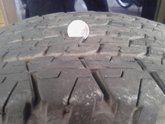 ยาง BRIDGESTONE 245/70/16 ปี 12 ยาง BRIDGESTONE 245/70/16 ปี 12