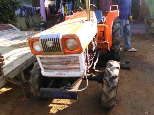 คูโบต้า L2202DTข้างขาว 4WD  สองเพลา พร้อมใช้