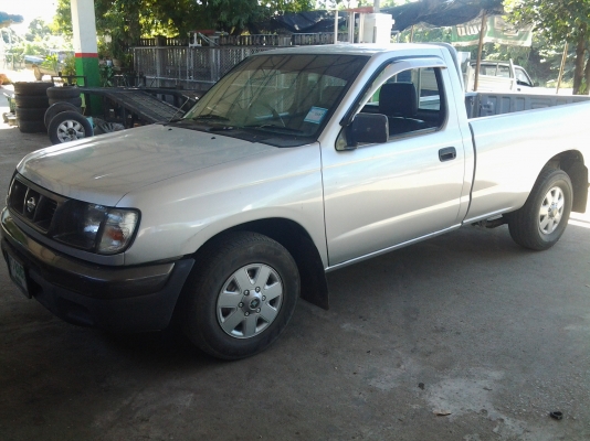 ขายถูกรถ nissan frrontier