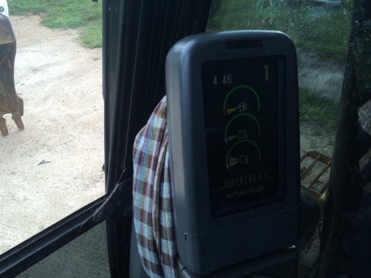 CAT312D รถสวยมาก 7879 ชม. เอวแน่น ช่วงล่างสวย เครื่องแห้ง...เอกสารอินวอยล์ ชุดจดเล่มทะเบียน..