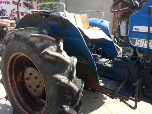 คูโบต้า L2601 4wd 2 เพลาใช้งานได้เลยครับ