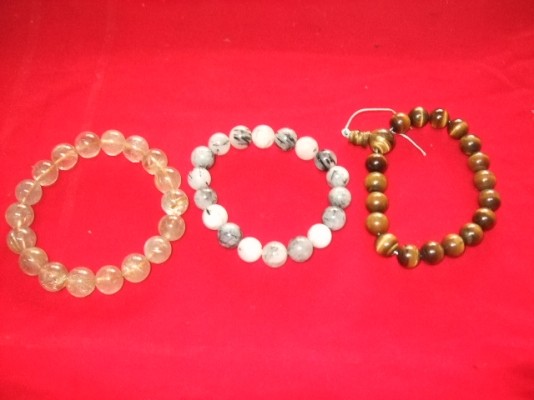 กำไล แก้วขนเหล็ก