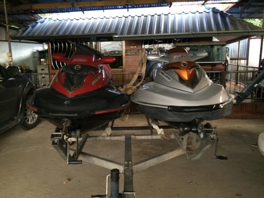 เจ็สสกีซีโด้ 255 RXT 1 ลำ สีเทา