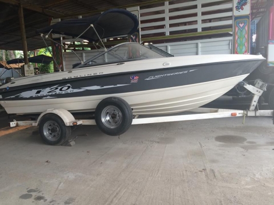 เรือไบรไลน์เนอร์ 20F เครื่องเมอคิวลี่ 5000 เรือสวยจัด สภาพ 90