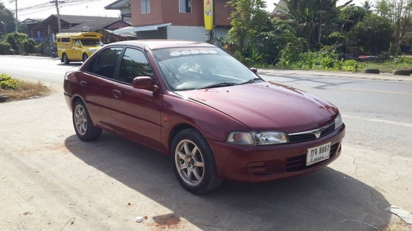 ขาย Mitsubishi lancer ท้ายเบนซ์ สีแดงสวย เกียร์ออโต้ ราคา 88,000 บ. +++++