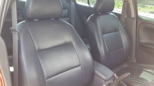 ขาย Mitsubishi lancer ท้ายเบนซ์ สีแดงสวย เกียร์ออโต้ ราคา 88,000 บ. +++++ ขาย Mitsubishi lancer ท้ายเบนซ์ สีแดงสวย เกียร์ออโต้ ราคา 88,000 บ. +++++