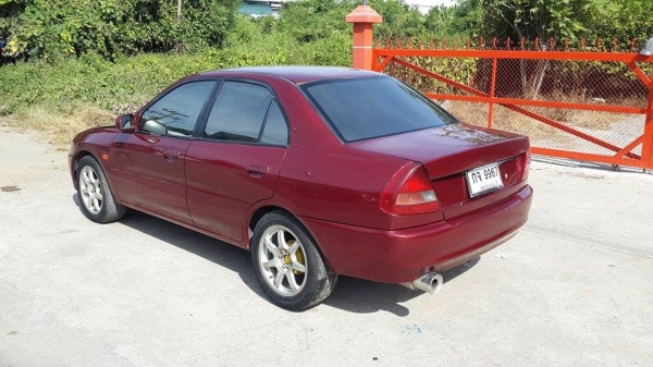 ขาย Mitsubishi lancer ท้ายเบนซ์ สีแดงสวย เกียร์ออโต้ ราคา 88,000 บ. +++++ ขาย Mitsubishi lancer ท้ายเบนซ์ สีแดงสวย เกียร์ออโต้ ราคา 88,000 บ. +++++