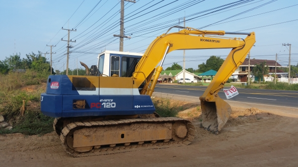 ขายรถขุดpc120-3สวยๆ