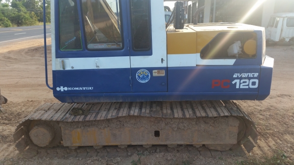 ขายรถขุดpc120-3สวยๆ