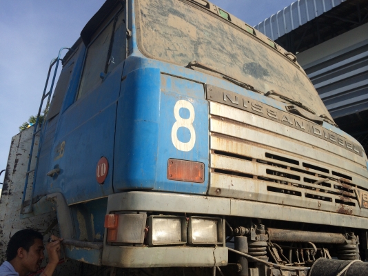 หวเก๋งNISSAN รุ่น V8 หัวสภาพยังสวย สมบูรณ์ มีคัสซีติดอยู๋ด้วย 90000.