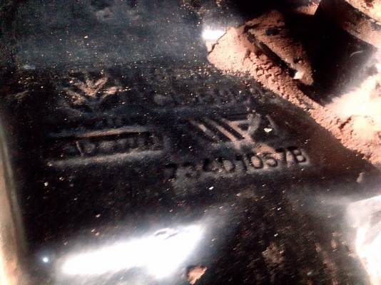 FORD TS90 NEW HOLLAND 2 เพลา ปี 53 รถบอดี้สวยสภาพดีสุดๆครับ กรองใหญ่แล้ว แถมฟรีครับชุดคันเกียร์ทั้งเกียร์ข้างและเกียร์กลาง เครื่องยนต์แห้งดีแรงดีไม่มีเยิ้มเลยครับ อุปกรณ์ มีใบดันหน้า ผานพรวนดิน 6 ครบชุดครับ ช่วงล่างแน่นดีมากๆพร้อมทำงานได้เลยครับ เอกสารเล่ FORD TS90 NEW HOLLAND 2 เพลา ปี 53 รถบอดี้สวยสภาพดีสุดๆครับ กรองใหญ่แล้ว แถมฟรีครับชุดคันเกียร์ทั้งเกียร์ข้างและเกียร์กลาง เครื่องยนต์แห้งดีแรงดีไม่มีเยิ้มเลยครับ อุปกรณ์ มีใบดันหน้า ผานพรวนดิน 6 ครบชุดครับ ช่วงล่างแน่นดีมากๆพร้อมทำงานได้เลยครับ เอกสารเล่