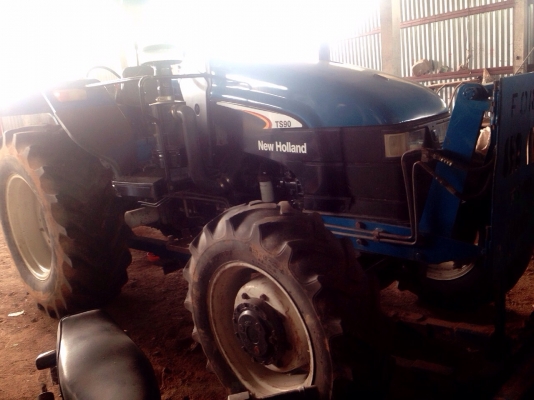 FORD TS90 NEW HOLLAND 2 เพลา ปี 53 รถบอดี้สวยสภาพดีสุดๆครับ กรองใหญ่แล้ว แถมฟรีครับชุดคันเกียร์ทั้งเกียร์ข้างและเกียร์กลาง เครื่องยนต์แห้งดีแรงดีไม่มีเยิ้มเลยครับ อุปกรณ์ มีใบดันหน้า ผานพรวนดิน 6 ครบชุดครับ ช่วงล่างแน่นดีมากๆพร้อมทำงานได้เลยครับ เอกสารเล่ FORD TS90 NEW HOLLAND 2 เพลา ปี 53 รถบอดี้สวยสภาพดีสุดๆครับ กรองใหญ่แล้ว แถมฟรีครับชุดคันเกียร์ทั้งเกียร์ข้างและเกียร์กลาง เครื่องยนต์แห้งดีแรงดีไม่มีเยิ้มเลยครับ อุปกรณ์ มีใบดันหน้า ผานพรวนดิน 6 ครบชุดครับ ช่วงล่างแน่นดีมากๆพร้อมทำงานได้เลยครับ เอกสารเล่