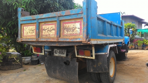 ขายรถดั้มสีฟ้า เครื่องฮีโน่ เฟืองท้ายฟูโซ่