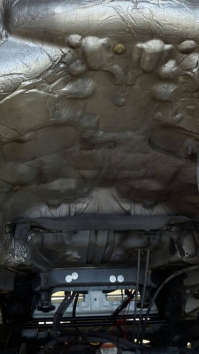 ขาย 6 ล้อ ฮีโน่ เมก้า เครน 5 ตัน  212 แรง  7.30 ม. รวมเครน ปี 2005  เครนทาดาโน่ 4 ปลอก 3 ชัก ขาเหลี่ยม รุ่นใหม่ ท้องวี สภาพสวยสุด ๆ เครื่องแน่น คัสซีสวย พร้อมใช้งาน     ชมรถก่อนได้ครับ สนใจติดต่อได้ที่  081-9425443