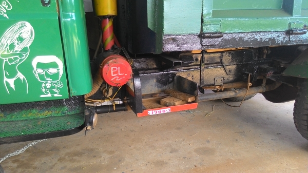 ขายรถดั้ม  อีซูซุ สีเขียว