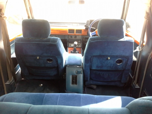 ISUZU TFR มังกรทอง STATION WAGON VAN 2.5 MT ปี 1990 ISUZU TFR มังกรทอง STATION WAGON VAN 2.5 MT ปี 1990