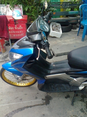 นูโวMXปี50 นำเงินดำ