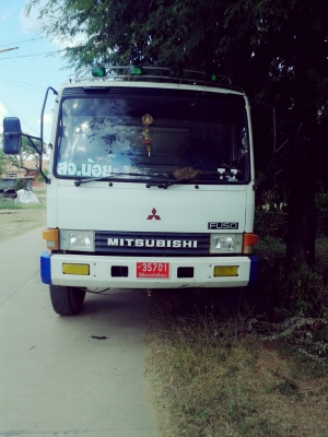 รถหกล้อ