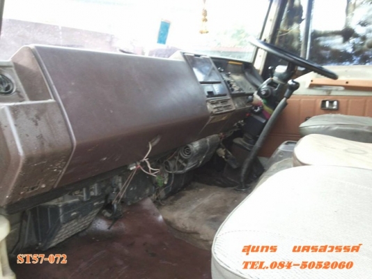 ขายด่วน รถบรรทุก 10 ล้อ HINO 195 แรง พื้นเรียบ เพลาเดียว สภาพพร้อมใช้ ราคาสุดคุ้ม