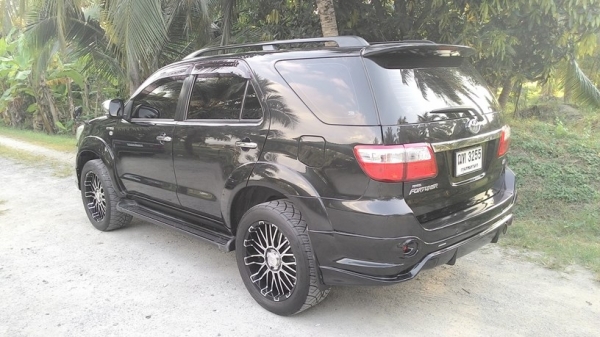 ขาย Fortuner 2.7 vvti ปลายปี 08 ตัวท็อปสีดำ