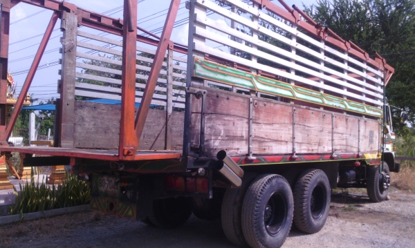 ขาย 10 ล้อ KT 725 เครื่อง EM100 240 แรงม้า 2 เพลา ไม่ดัมพ์