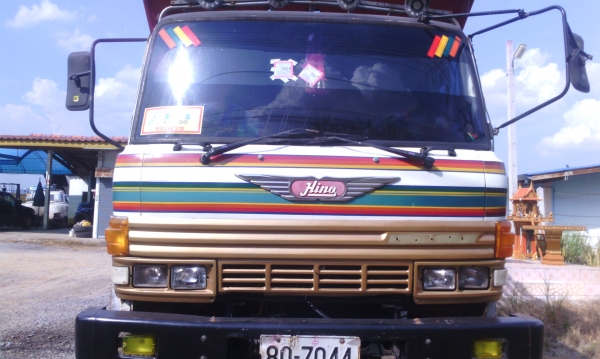 ขาย 10 ล้อ KT 725 เครื่อง EM100 240 แรงม้า 2 เพลา ไม่ดัมพ์