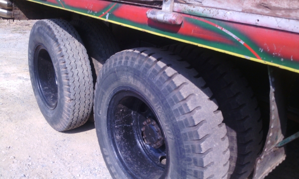 ขาย 10 ล้อ KT 725 เครื่อง EM100 240 แรงม้า 2 เพลา ไม่ดัมพ์