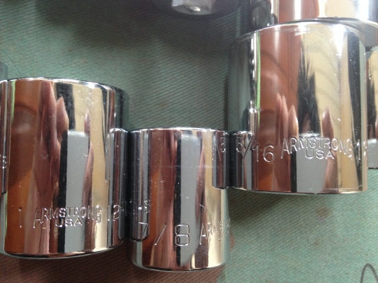 ลูกบลีอค Armstrong SAE 1/2 made in USA 18 pcs ลูกบลีอค Armstrong SAE 1/2 made in USA 18 pcs