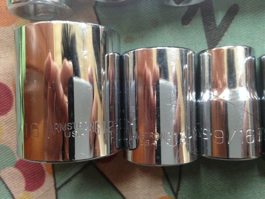 ลูกบลีอค Armstrong SAE 1/2 made in USA 18 pcs ลูกบลีอค Armstrong SAE 1/2 made in USA 18 pcs