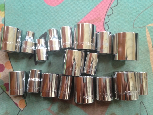 ลูกบลีอค Armstrong SAE 1/2 made in USA 18 pcs ลูกบลีอค Armstrong SAE 1/2 made in USA 18 pcs