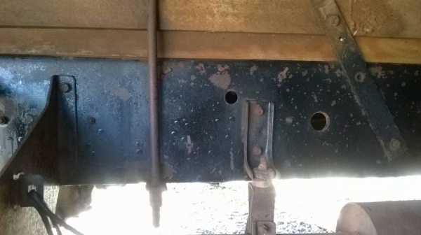 ขาย 6 ล้อ JCM ตู้แห้ง 3 บาน ยาว 5.50 เมตร คัสซีสวยมาก เครื่อง 6BB1 145 แรงม้า ยางเต็ม ทะเบียนพร้อมโอน ราคาต่อรองได้