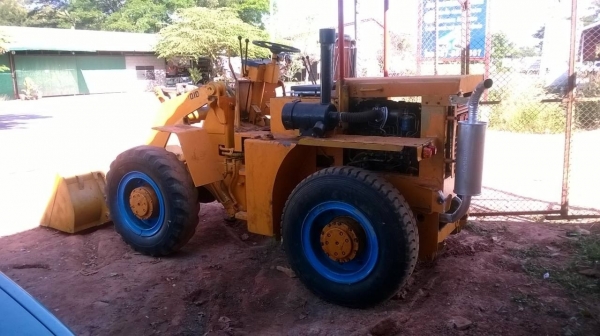 ขายรถตักล้อยาง TCM ขนาดกลาง เอวอ่อน เครื่องดี ปั้มดี สภาพร้อมใช้งาน ราคาต่อรองได้