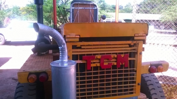 ขายรถตักล้อยาง TCM ขนาดกลาง เอวอ่อน เครื่องดี ปั้มดี สภาพร้อมใช้งาน ราคาต่อรองได้